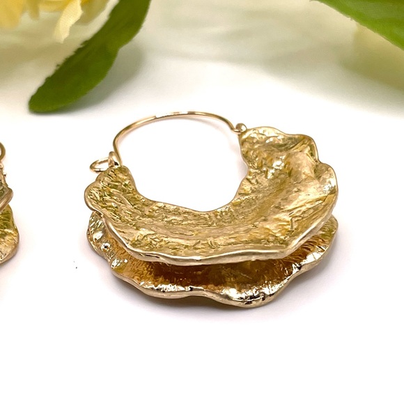 Gold Crescent Moon Hoop Earrings - Picture 6 of 7